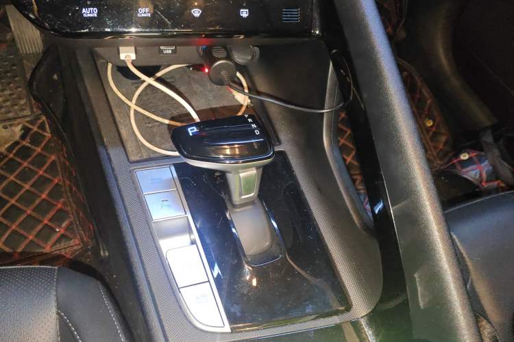 Used Hyundai Elantra 2022 1.5L CVT LUX Prestige Edition