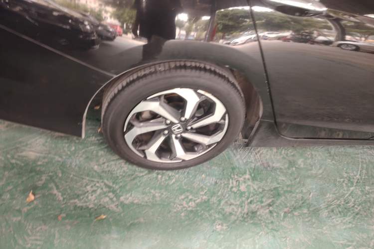 Used Honda Accord 2016 2.4L Comfort Edition Exterior 5