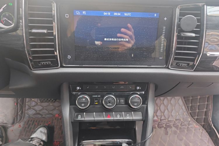 Used Skoda Kodiaq 2018 Restyled TSI330 7-Seater Two-Wheel Drive Luxury Enjoyment Edition Audio And AC Panel