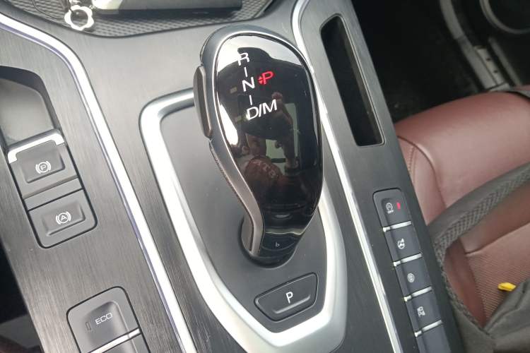 Used Wey VV7 2019 Upgraded Model 2.0T Flagship Version China VI