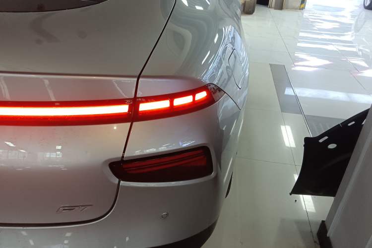 Used XPeng P7 2022 480E+