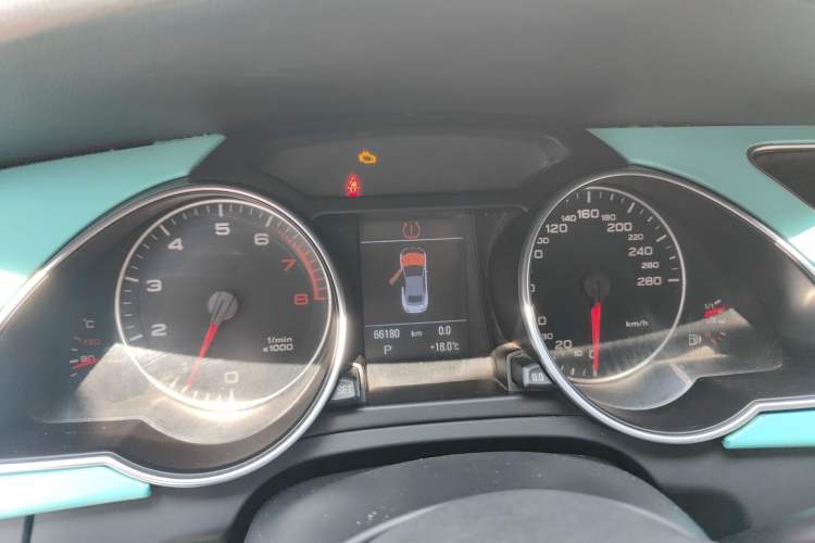 Used Audi A5 2010 2.0TFSI Cabriolet

