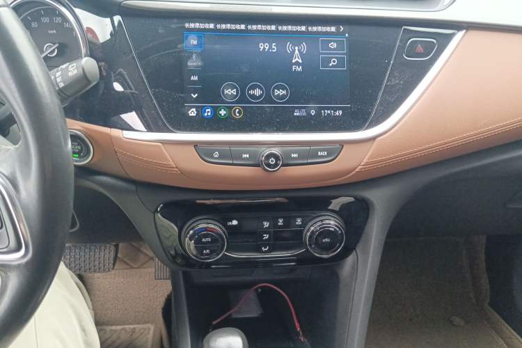 Used Buick Encore GX 2020 20T CVT Two-Wheel Drive Luxury Version Audio And AC Panel