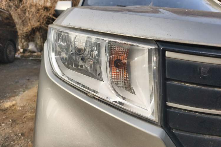 Used Wuling Hongguang PLUS 2019 1.5T Manual Comfort Version 7 Seats
