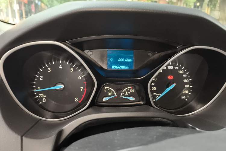 Used Ford Focus 2018 Hatchback Classic 1.6L Manual Comfort Plus SmartDrive Edition
