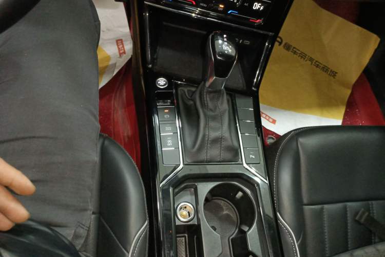 Used Volkswagen Passat 2022 330TSI Starry Elite Edition Custom Version
