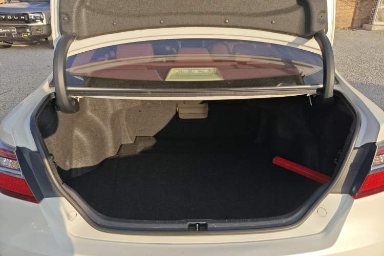 Used Toyota Camry 2016 2.0G 10th Anniversary Leading Edition