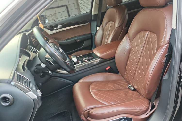 Used Audi S8 2013 S8 4.0TFSI quattro
