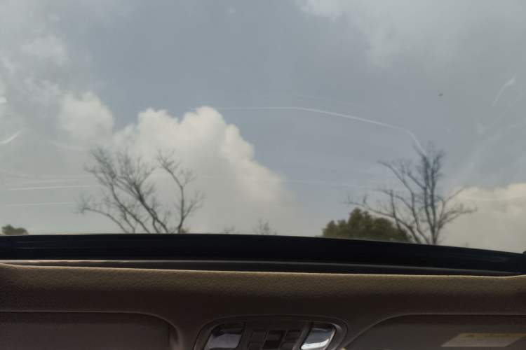 Used Kia Sportage R 2021 Ace 2.0L Splendid Edition Headliner