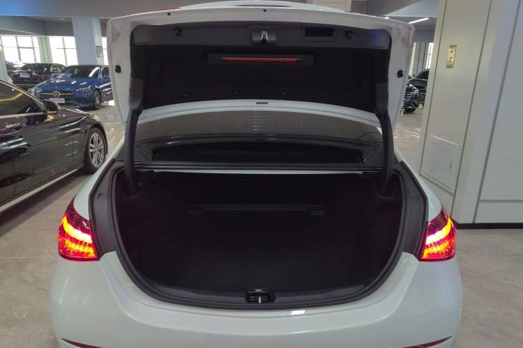 Used Mercedes-Benz C-Class 2024 Facelift C 260 L Night Edition Sport Version Trunk