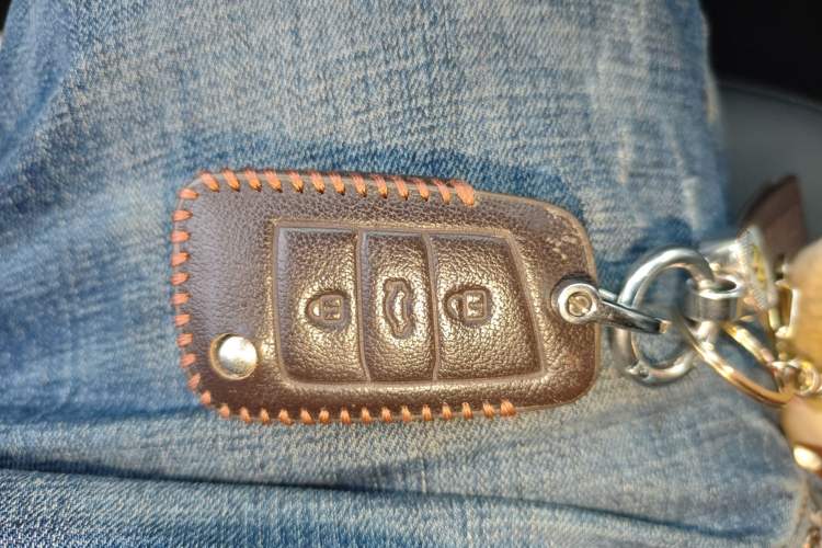 Used Volkswagen Tayron 2022 280TSI Two-Wheel Drive Luxury Smart Connectivity Version Vehicle Key