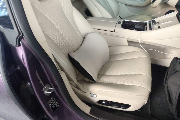 Used Hima Luxeed S7 2025 855 km Max