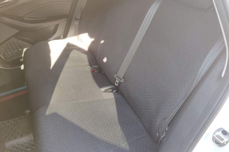 Used MG 5 2023 180 DVVT Manual Fashion Edition
