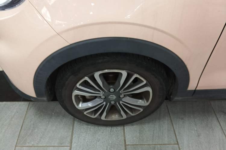 Used Leapmotor T03 2022 Special Edition Left Front Wheel Hub