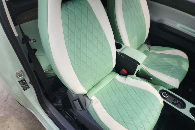 Used Wuling Hongguang MINIEV 2022 Macaron Premium Model – Lithium Ternary Battery
