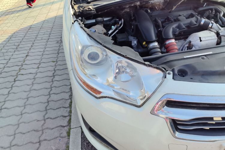 Used Citroen C4L 2013 1.6 THP Automatic Impression Edition Right Front Headlight