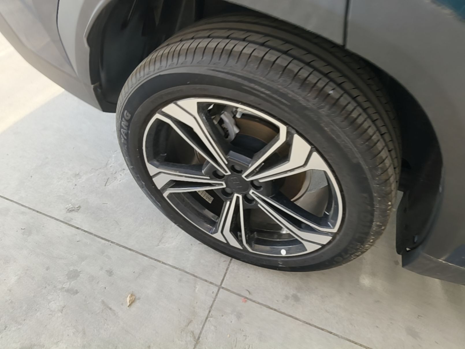Geely Galaxy L7 2025 EM-i 115km Exploration Edition — снимка 11