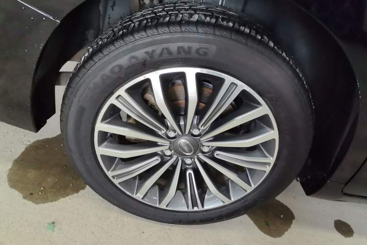 Used GAC Trumpchi M6 2021 270T DCT Luxury Edition (7-seater)
