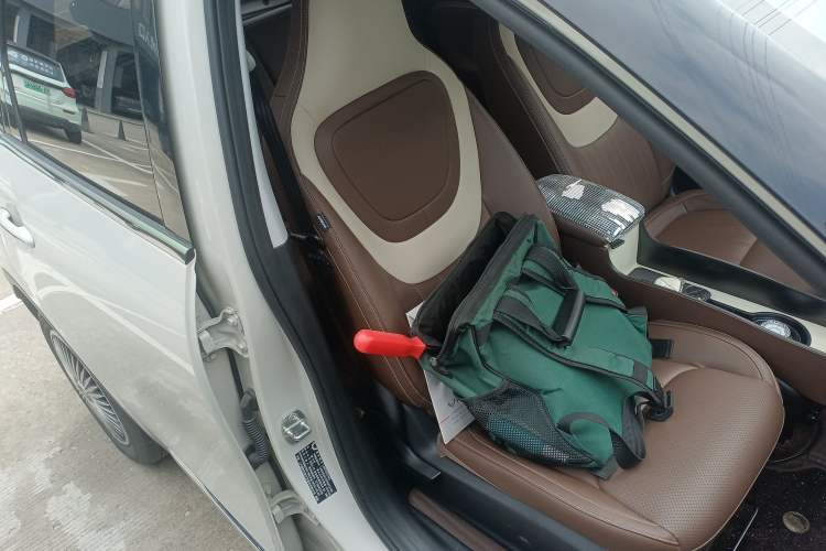 Used Wuling Bingo 2023 410 km Lingxi Deluxe Edition
