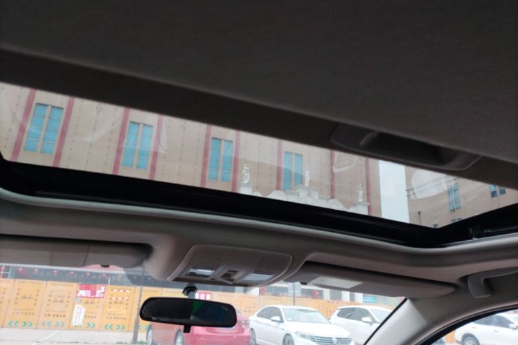 Used Mazda 3 Axela 2016 Sedan 1.5L Automatic Luxury Model