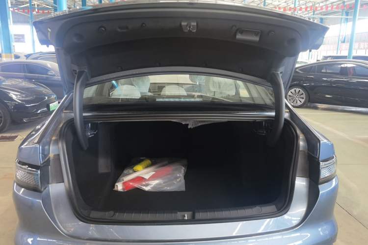 Used BYD Seal 05 DM-i 2026 DM-i 128KM Luxury Edition Trunk