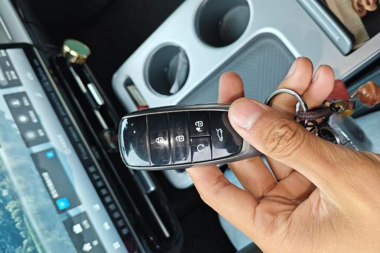 Used AION Y 2023 Plus 510 Smart Edition Vehicle Key