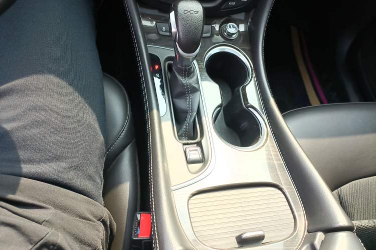 Used Buick Envision 2020 20T Two-Wheel Drive Leading Version
