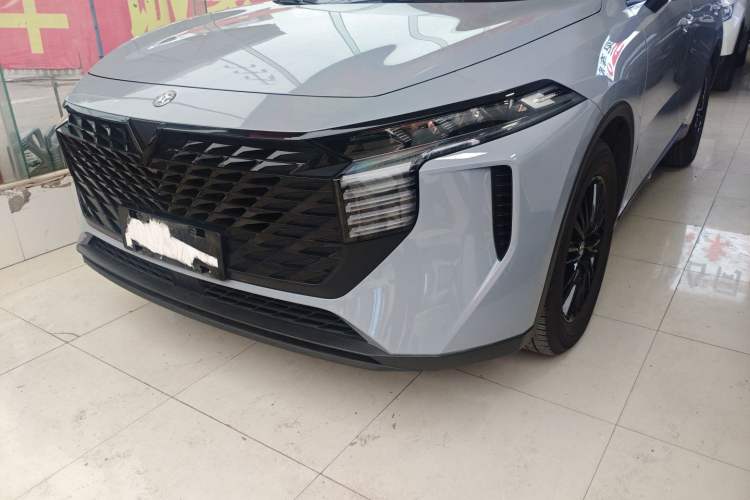 Used Venucia V 2021 260T Idol Edition