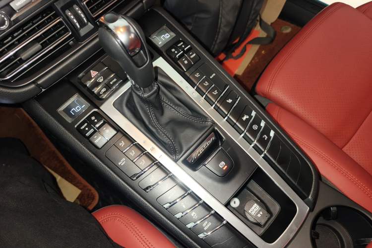 Used Porsche Macan 2021 Macan 2.0T