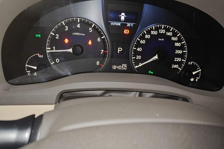 Used Lexus RX Classic 2011 270 Luxury Edition Odometer Close Up