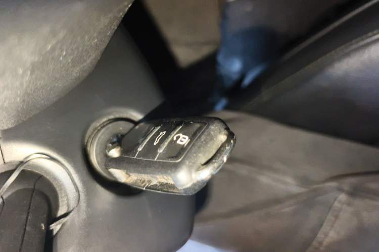 Used Volkswagen Bora 2015 Qihui Edition 1.6L Automatic Fashion Model Vehicle Key