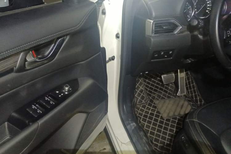 Used Mazda CX-5 2021 2.0L Automatic Two-Wheel Drive ZhiZun Version
