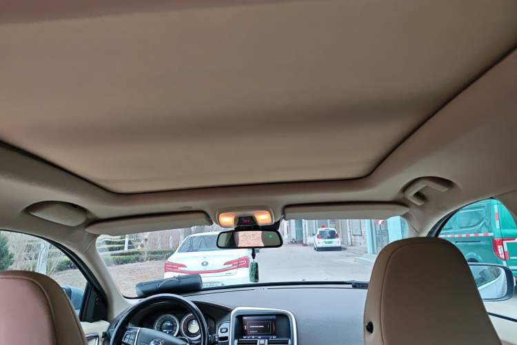 Used Volvo XC60 2012 T5 Prestige Edition