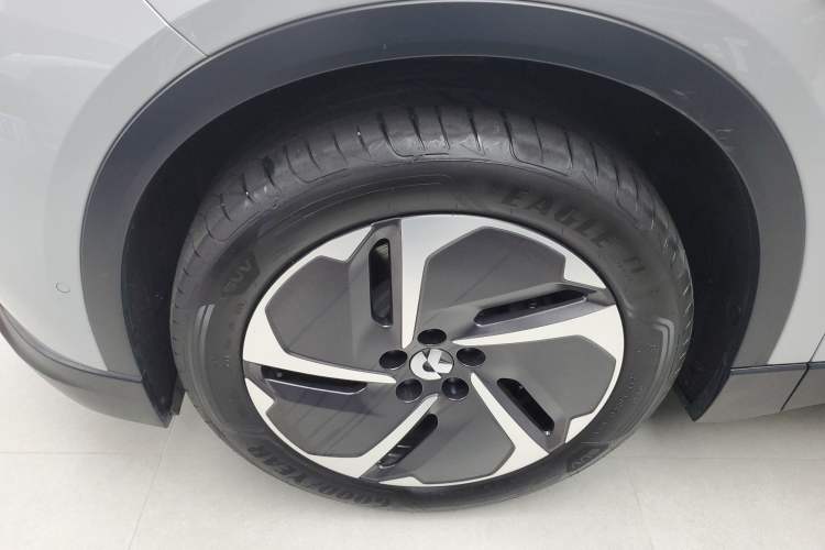 Used Nio ES6 2024 75 kWh Left Front Wheel Hub