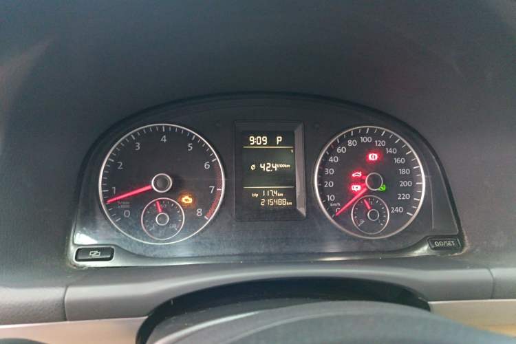 Used Volkswagen Touran 2011 1.4T DSG Zhiya Edition 5 Seats
