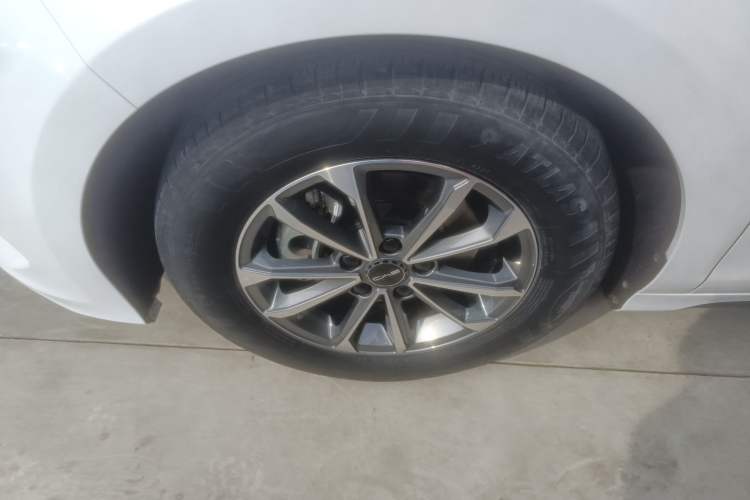 Used BYD Destroyer 05 2024 HONOR Edition DM-i 55KM Luxury Model Left Front Wheel Hub