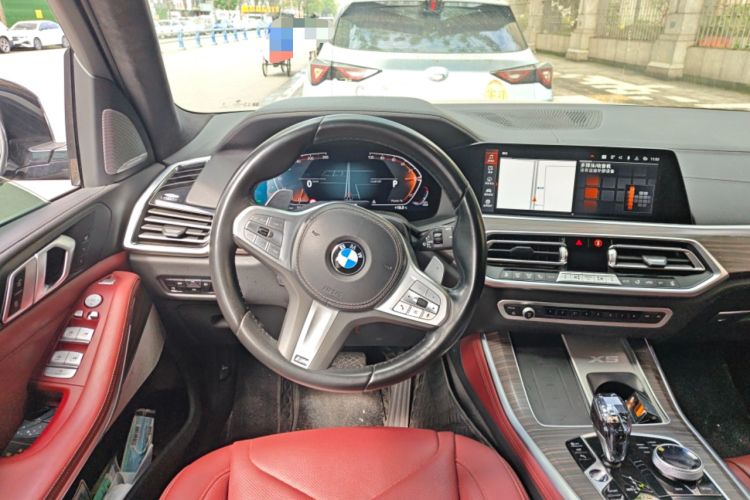 Used BMW X5 2022 Restyled xDrive 40Li M Sport Package Steering Wheel