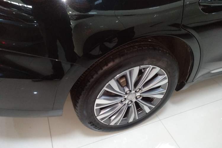 Used Hongqi E-QM5 2024 610 km PLUS