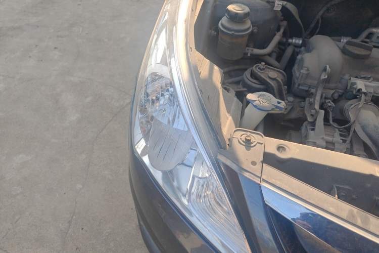 Used Hyundai Verna (older generation) 2010 Sedan 1.4L Automatic Comfort Model GS
