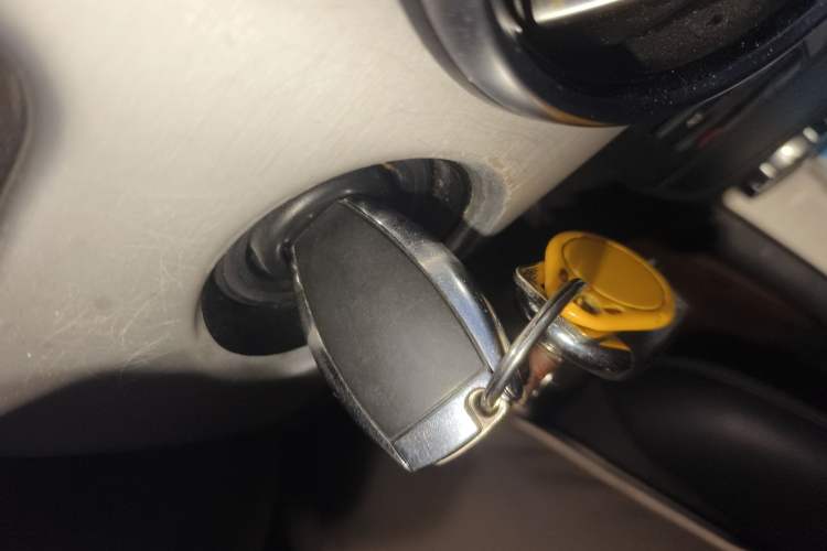 Used Mercedes-Benz GLK-Class 2015 GLK 260 4MATIC Dynamic Edition Ultimate Version
