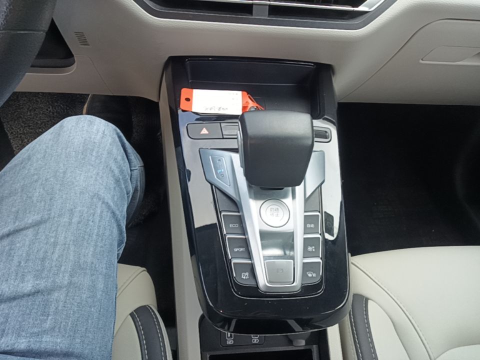 BYD Yuan Pro 2021 401 km Luxury Version — снимка 16