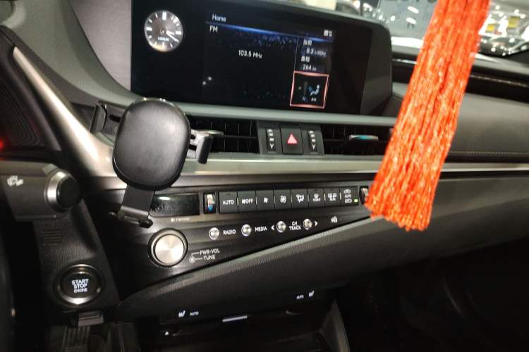 Used Lexus ES 2020 200 Excellence Edition