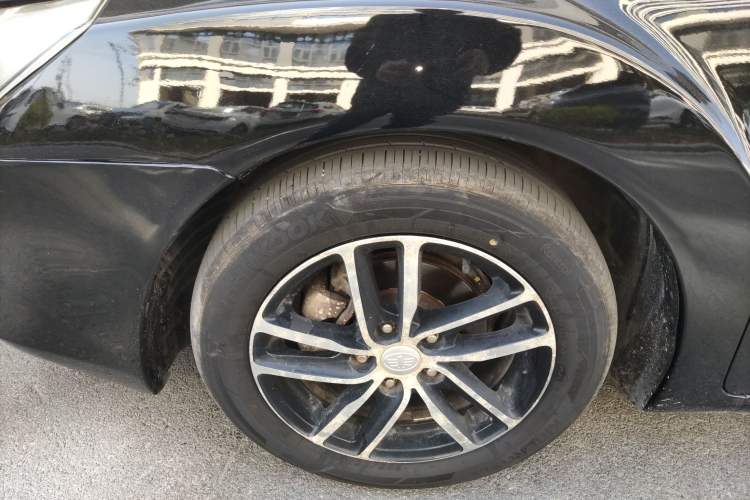 Used Bestune B50 2013 1.6L automatic luxury version
