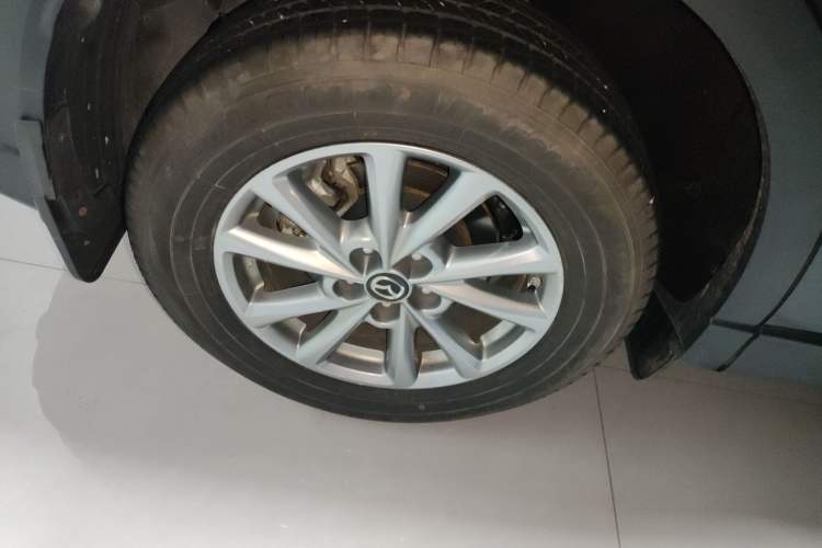 Used Mazda CX-5 2024 2.0L Automatic Two-Wheel Drive Comfort Version Right Rear Wheel Hub