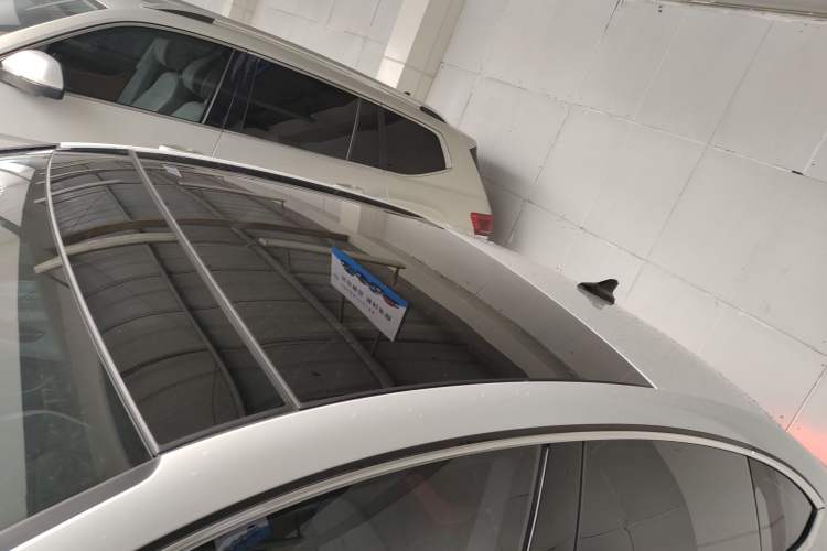 Used Volkswagen Lamando 2025 Lavida L 280TSI DSG Cool & Spicy Edition Roof