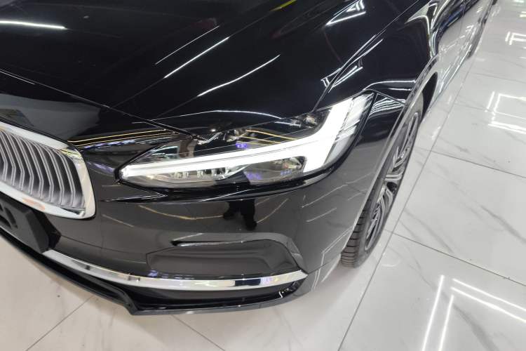 Used Volvo S90 2025 B5 Zhiyuan Luxury Edition Left Front Headlight