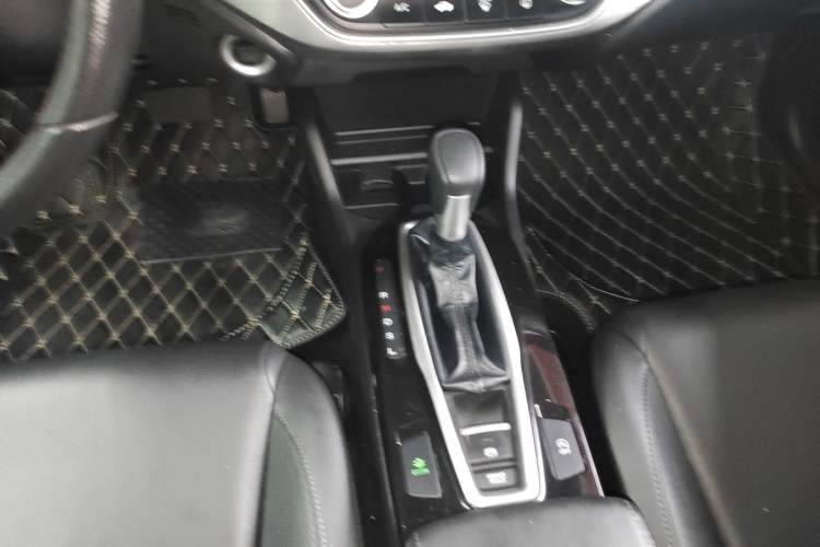 Used Honda Envix 2019 180TURBO CVT Enjoyment Edition China VI