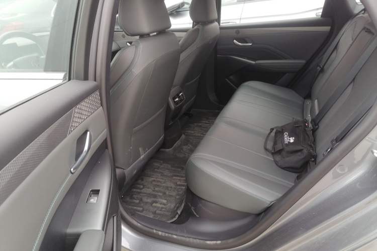 Used BYD Qin PLUS 2025 DM-i Smart Drive 120KM Superior Model
