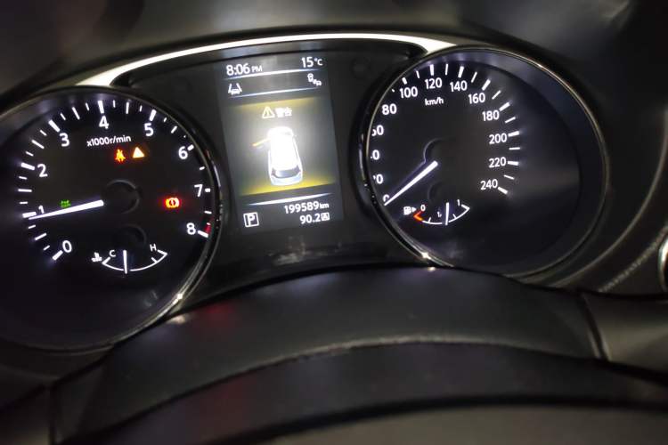 Used Nissan X-Trail 2014 2.5L CVT Luxury Edition 4WD
