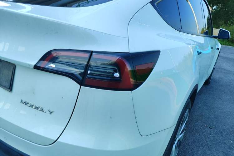 Used Tesla Model Y 2022 Rear-Wheel-Drive Version
